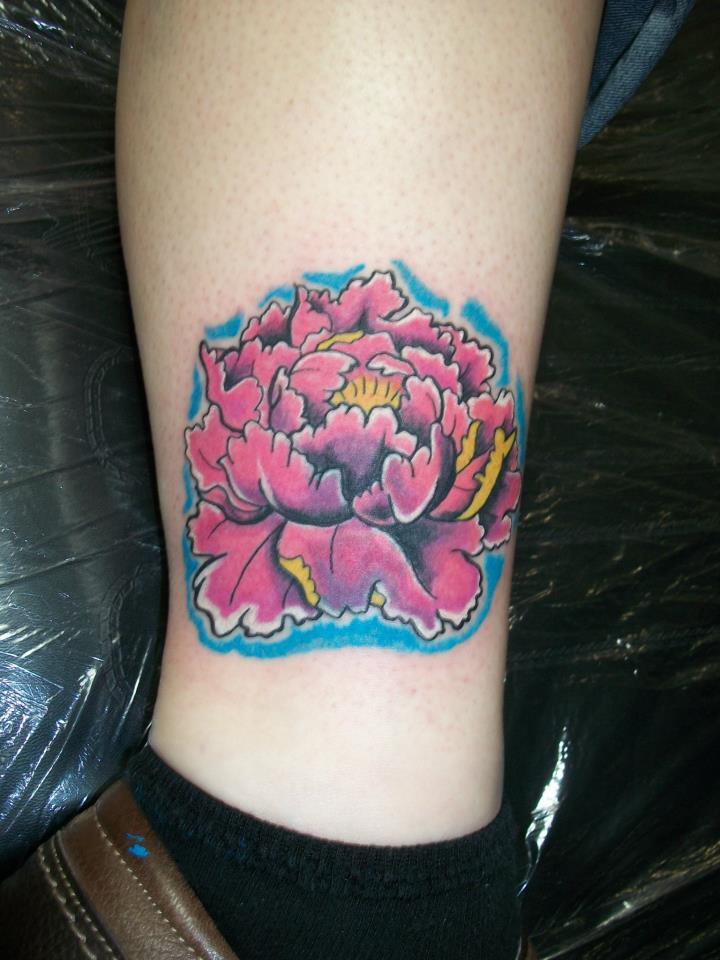 Had a blast doing this cover up Funky Japanese inspired color bomb flower