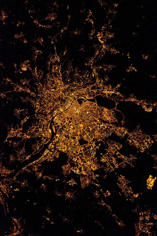 León at Night
The Spanish city of León seen at night; photographed by an Expedition 30 crew member from the International Space Station.