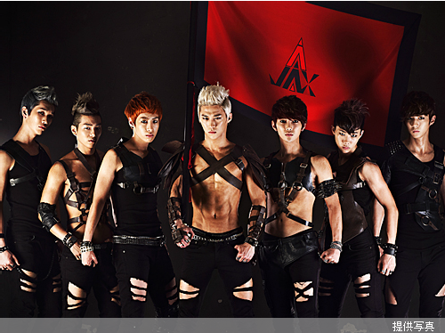 Might be a possible concept??? :o
cr: a-jax fancafe 