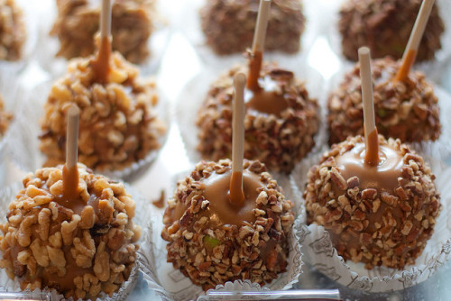 Caramel Apples (by Neil Conway) 