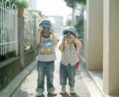 Two Sweet Sons Growing Up in Japan Artist: Hideaki Hamada
