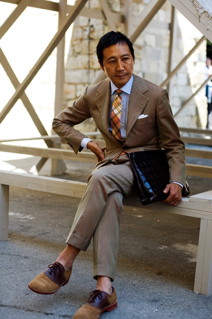 middle-aged sockless look