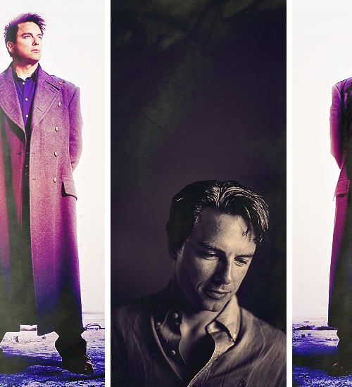  ♛ 20 Roles That Could Never Be Played By Anyone Else ♛ Capt. Jack Harkness | Torchwood/Doctor Whoplayed by John Barrowman 