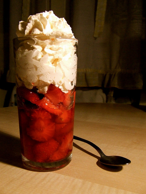phagosome: Panna&amp;Fragola by bearbeat on Flickr. 