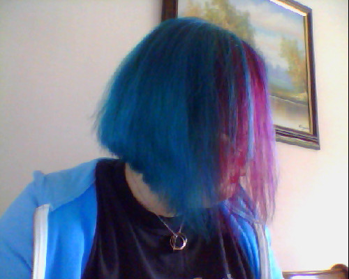 After way way way too long, my hair is finally re-dyed. Alpine...
